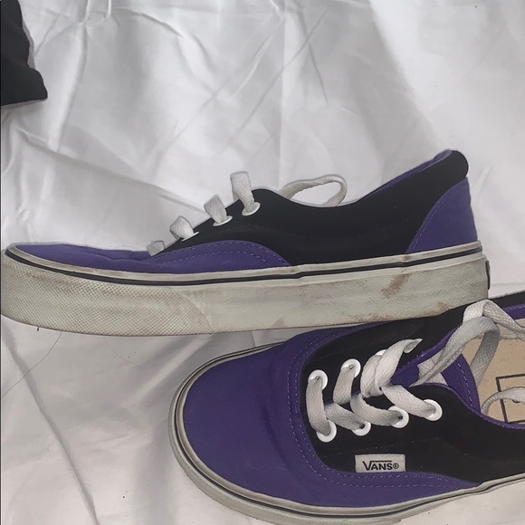 VANS - Picture 6 of 6